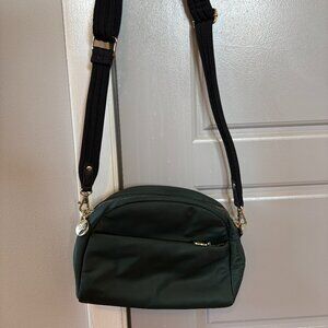 Lo & Sons Nouvelle Crossbody - Dark Green